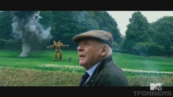 Transformers The Last Knight MTV Awards Clip Screencap Gallery 07 (7 of 55)